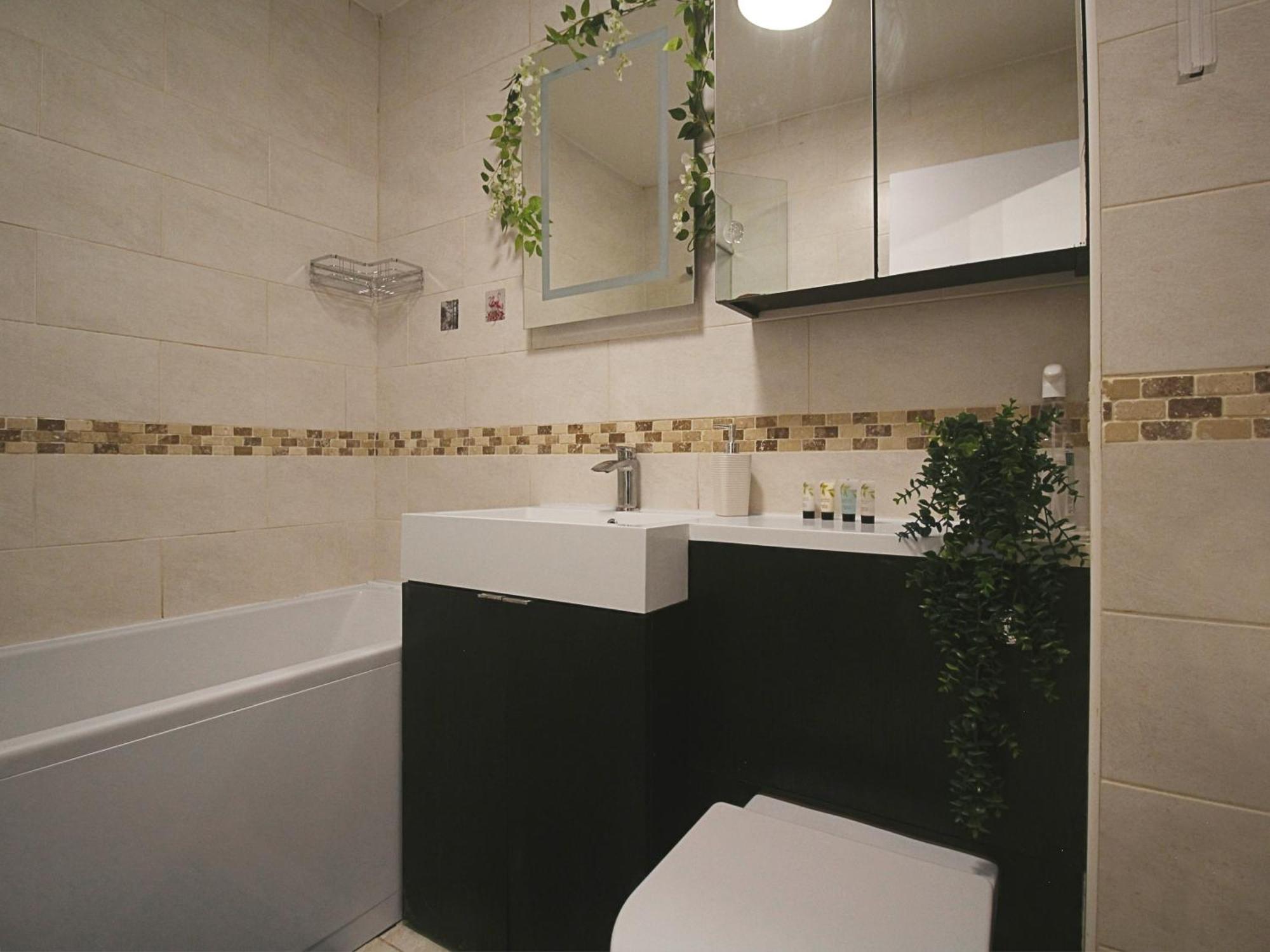 2Bdr Flat Rg1 - Free Open Parking Reading Exterior foto